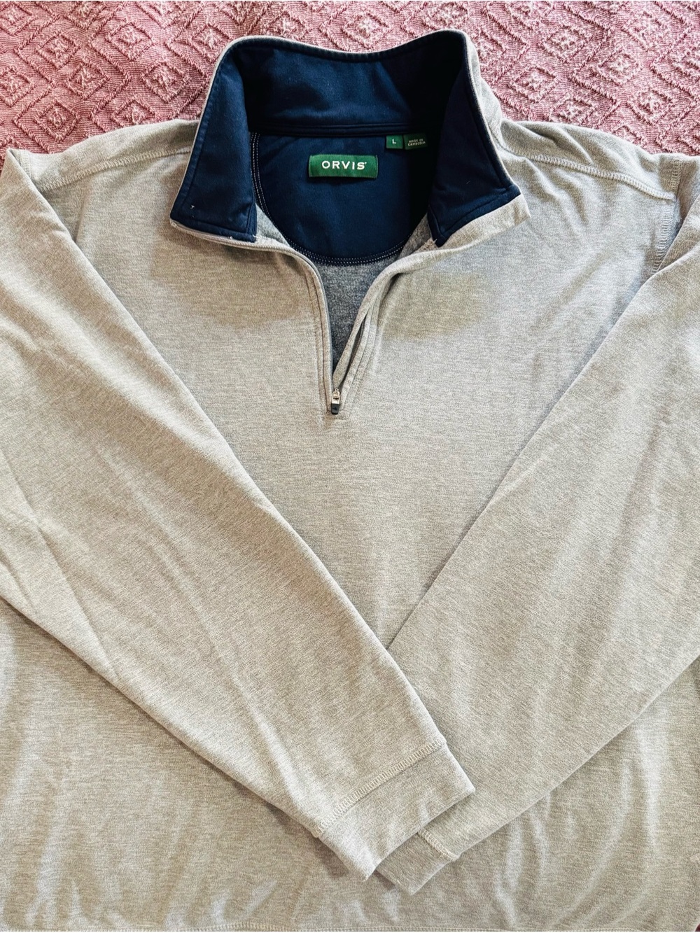 Orvis Men's Light Gray Quarter-Zip Sweater with Navy Collar